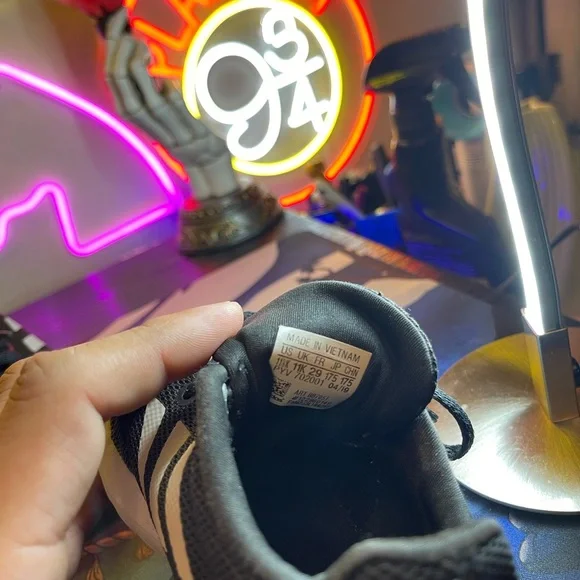 Adidas Kids Black and White Sneakers - Picture 5 of 6